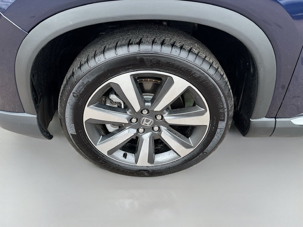Used 2025 Honda Pilot Touring image 33