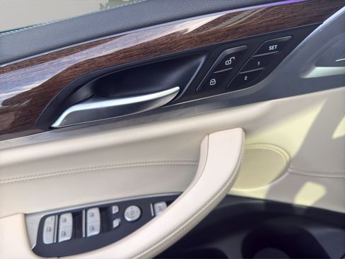 Used 2021 BMW X3 M40i w/ Premium Package image 12