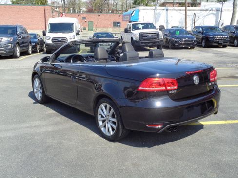 Used 2016 Volkswagen Eos Komfort image 3