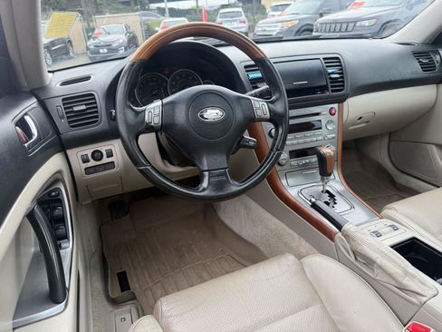 Used 2006 Subaru Outback 3.0R L.L. Bean w/ Popular Equipment Group 2B image 16