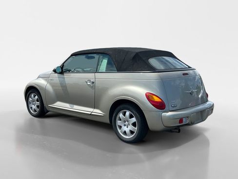Used 2005 Chrysler PT Cruiser Touring FWD image 2