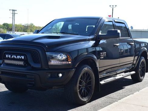 Used 2022 RAM 1500 Classic Warlock AWD/4WD image 12
