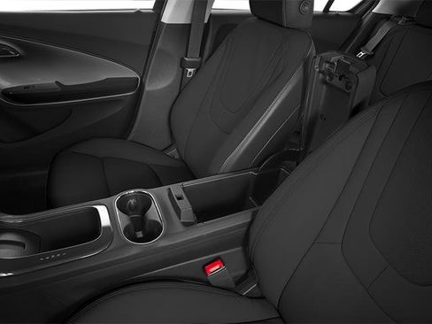 Used 2014 Chevrolet Volt FWD image 16