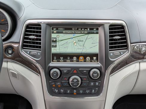 Used 2017 Jeep Grand Cherokee Summit AWD/4WD image 12
