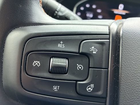 Used 2024 GMC Sierra 2500 AT4 w/ Technology Package image 14