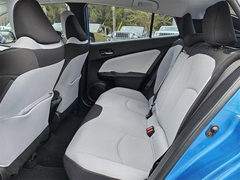 Used 2019 Toyota Prius LE image 11