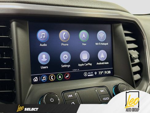 Used 2021 GMC Acadia AT4 w/ Technology Package AWD/4WD image 18