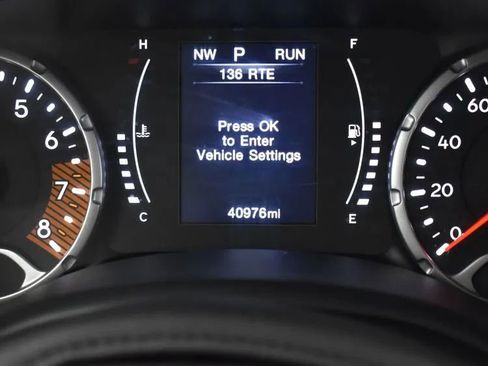 Used 2023 Jeep Renegade Latitude image 27