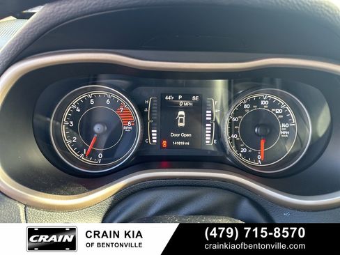 Used 2018 Jeep Cherokee Latitude w/ Altitude Package image 21