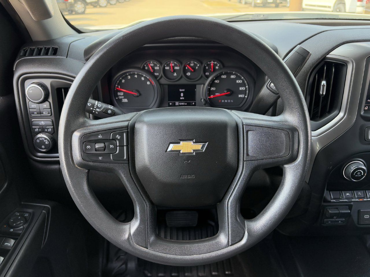 Used 2024 Chevrolet Silverado 1500 W/T w/ Trailering Package AWD/4WD image 14