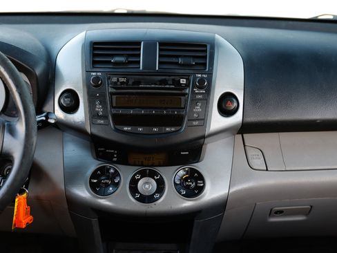 Used 2008 Toyota RAV4 Limited image 34