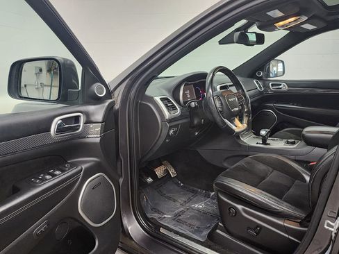 Used 2015 Jeep Grand Cherokee SRT w/ Luxury Group II AWD/4WD image 11