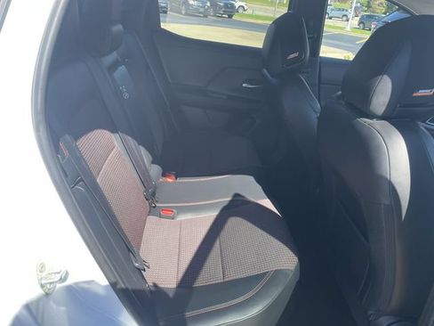 Used 2025 Nissan Kicks SR w/ SR Premium Package AWD/4WD image 38