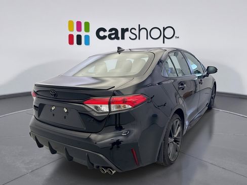 Used 2024 Toyota Corolla SE w/ SE Premium Package FWD image 5