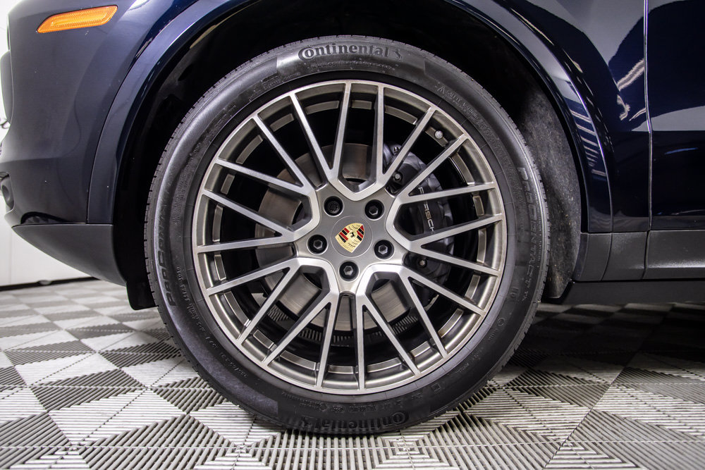 Used 2023 Porsche Cayenne Coupe AWD/4WD image 41