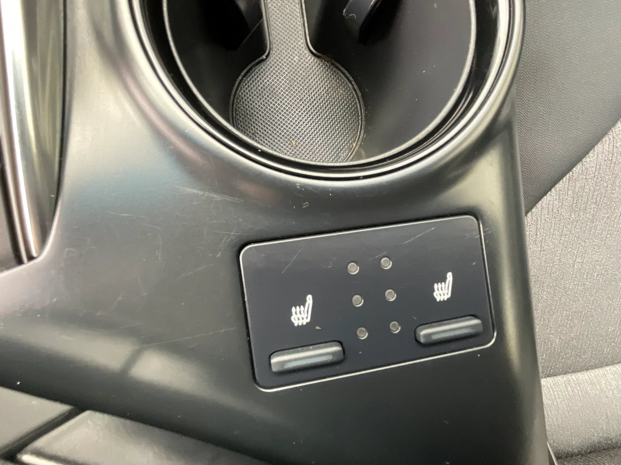 Used 2018 Toyota Camry LE w/ Audio Package FWD image 25