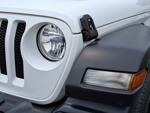 Certified 2020 Jeep Wrangler Unlimited Sport image 11