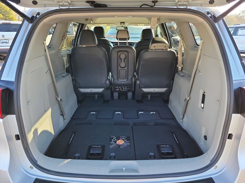 Used 2015 Kia Sedona SX image 14