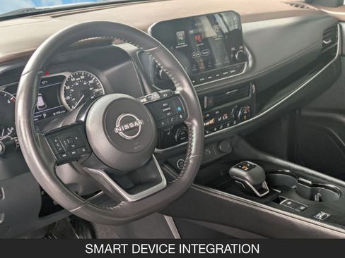 Used 2023 Nissan Rogue SL w/ SL Premium Package image 15