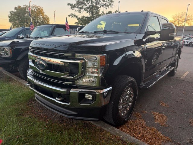 Used 2021 Ford F250 XLT w/ XLT Premium Package AWD/4WD image 2