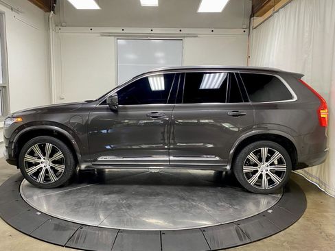 Used 2024 Volvo XC90 T8 Plus AWD/4WD image 6