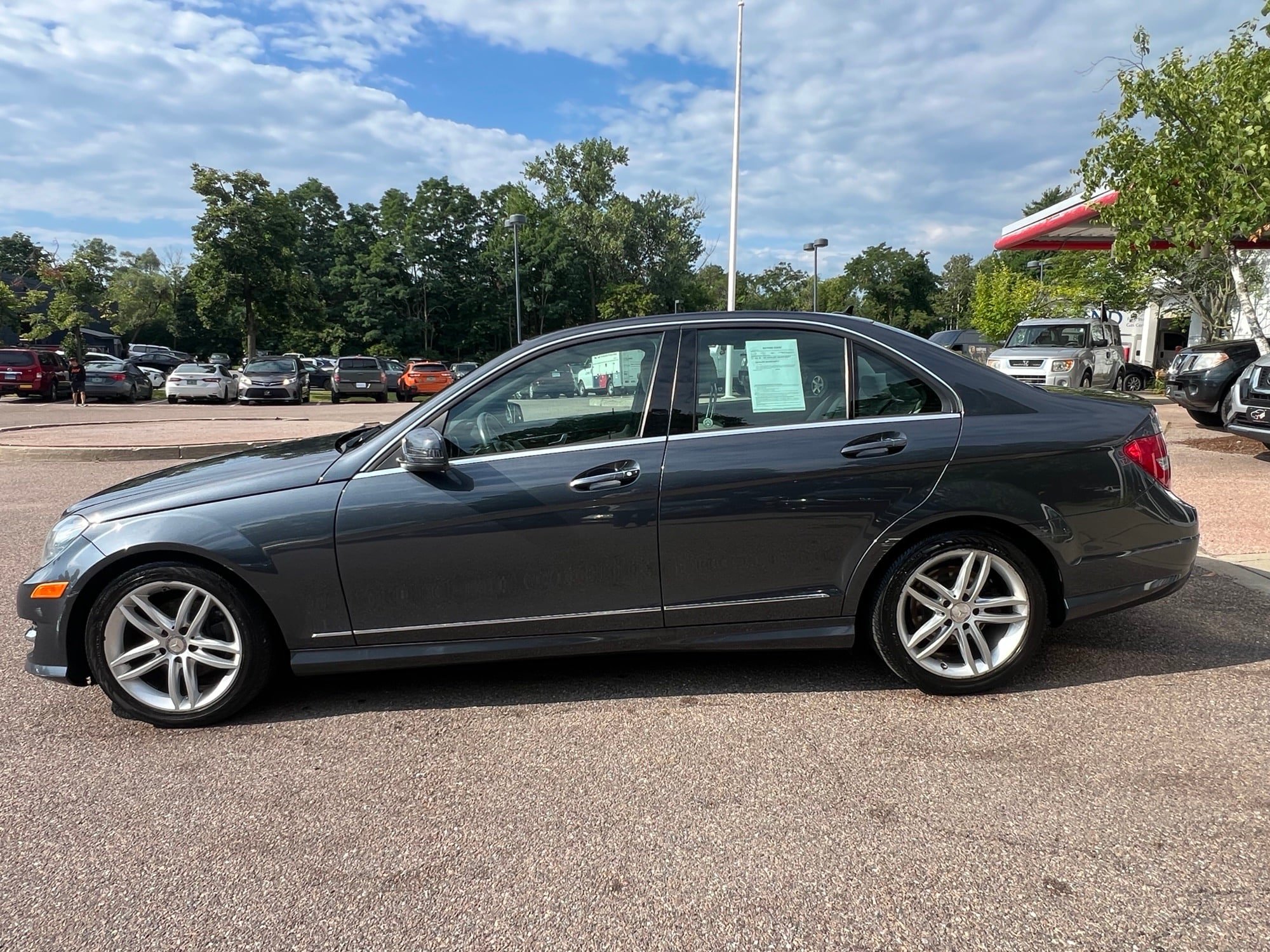 Used 2014 Mercedes-Benz C 250 Sedan image 4