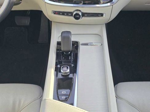 Used 2024 Volvo S60 B5 Core image 13