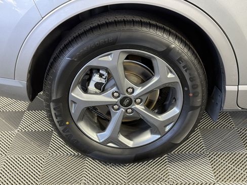 Certified 2024 Ford Escape ST-Line FWD image 27