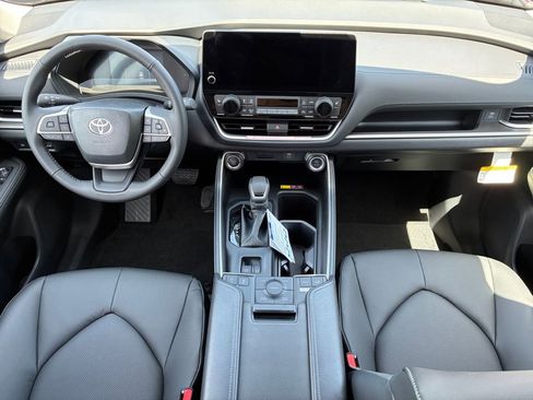 New 2026 Toyota Grand Highlander AWD image 12