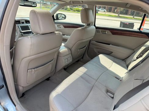 Used 2012 Toyota Avalon Limited FWD image 14