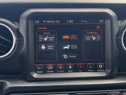 Used 2022 Jeep Wrangler Unlimited Sahara w/ Cold Weather Group AWD/4WD image 41
