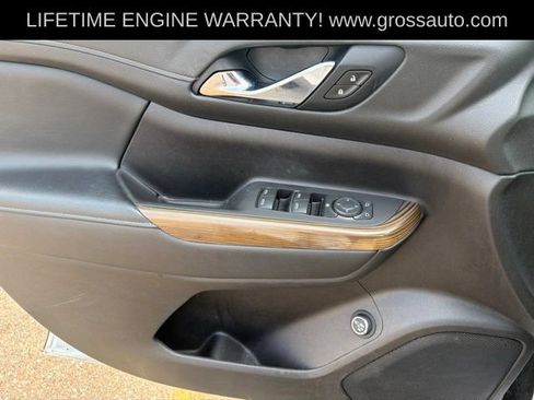 Used 2020 GMC Acadia SLE w/ Driver Convenience Package AWD/4WD image 8