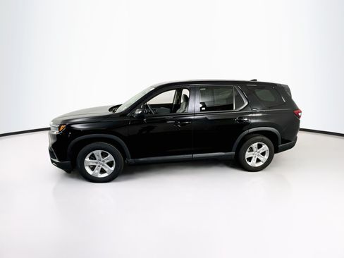 Used 2023 Honda Pilot LX image 8
