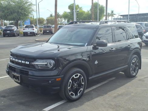 Used 2022 Ford Bronco Sport Outer Banks w/ Tech Package AWD/4WD image 8