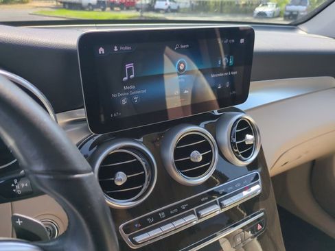 Used 2021 Mercedes-Benz GLC 300 GLC 300 image 12