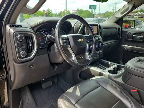 Used 2019 Chevrolet Silverado 1500 LTZ w/ LTZ Premium Package AWD/4WD image 14