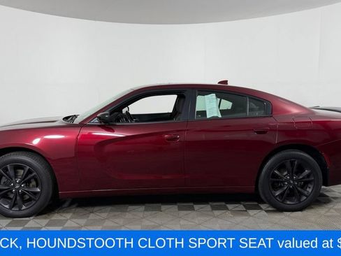 Used 2020 Dodge Charger SXT w/ Blacktop Package AWD/4WD image 5