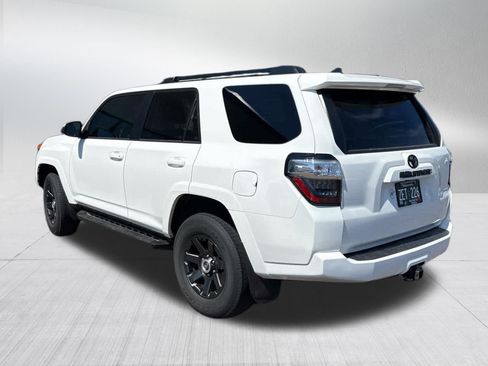 Used 2022 Toyota 4Runner Trail Special Edition AWD/4WD image 4