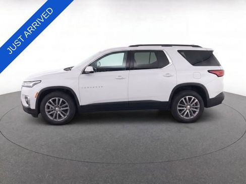 Used 2023 Chevrolet Traverse LT FWD image 14