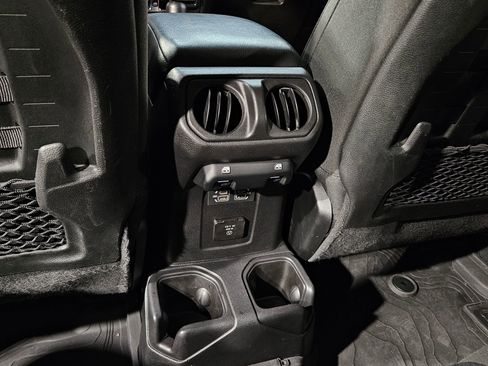 Used 2023 Jeep Gladiator Mojave w/ LED Lighting Group image 36