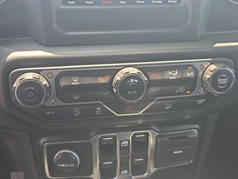 Used 2020 Jeep Wrangler Unlimited Sport AWD/4WD image 24