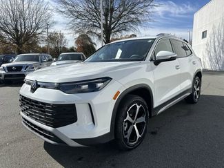 New 2026 Volkswagen Tiguan SE video 1