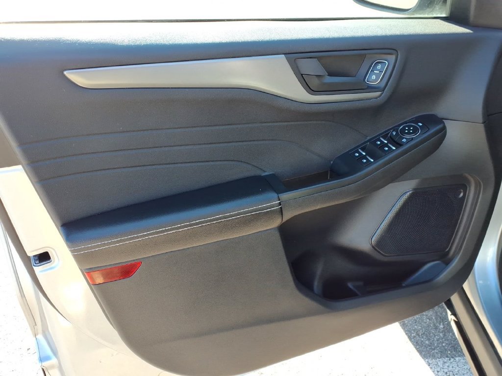 Used 2024 Ford Escape Active AWD/4WD image 10