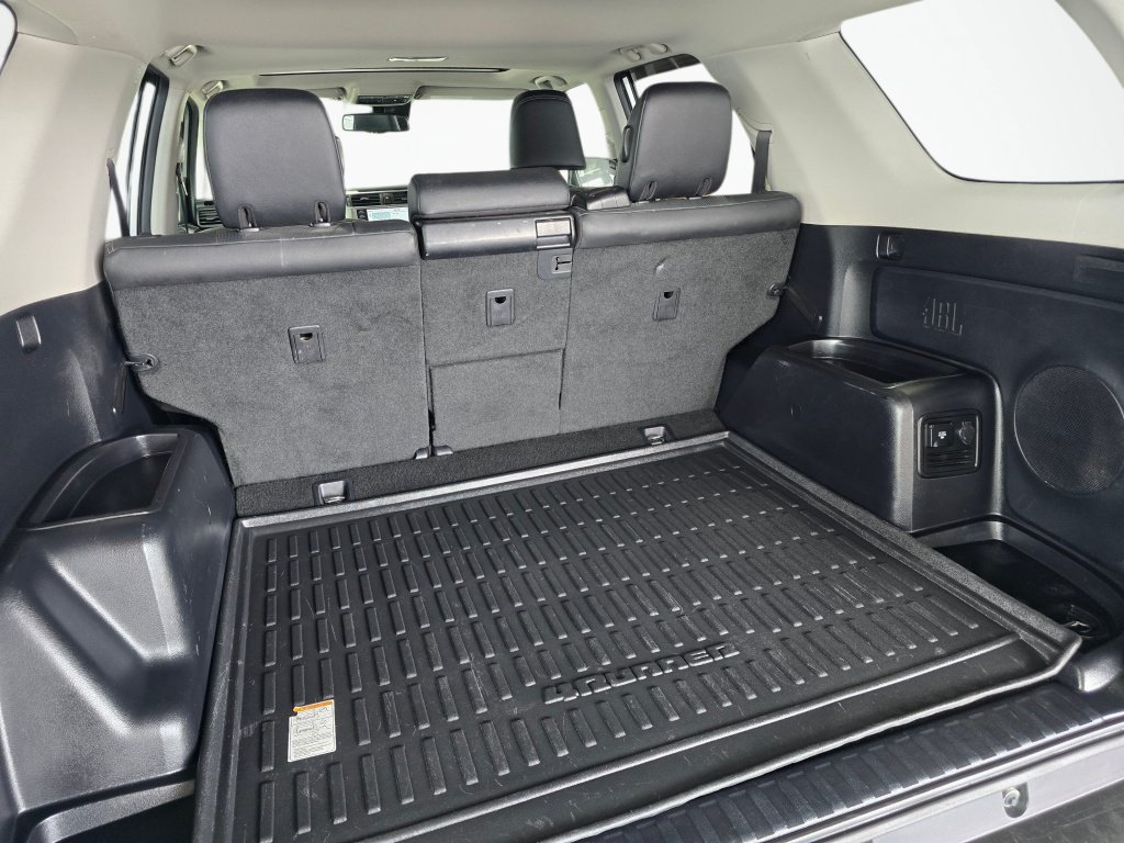 Used 2021 Toyota 4Runner Limited AWD/4WD image 17
