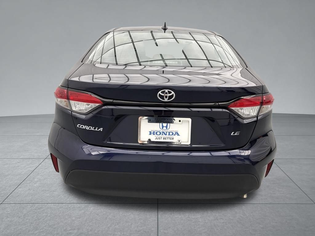 Used 2024 Toyota Corolla LE FWD image 9