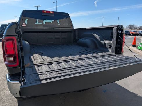 New 2026 RAM 3500 Tradesman AWD/4WD image 7