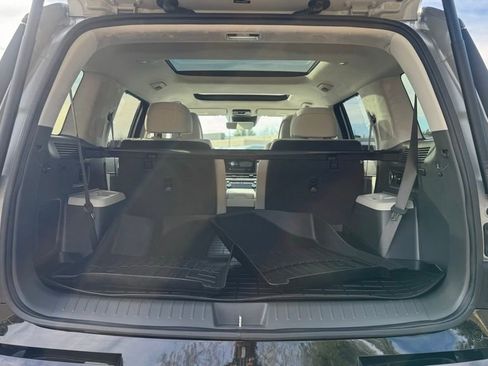 Used 2024 Hyundai Santa Fe Calligraphy image 7