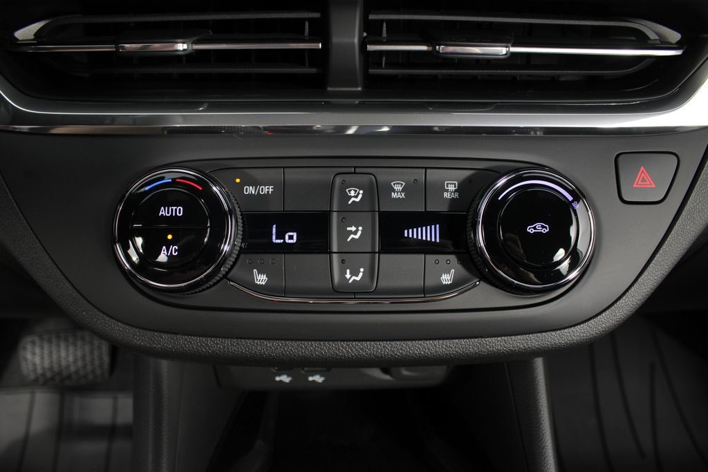 New 2026 Buick Envista Sport Touring w/ Convenience I Package FWD image 6