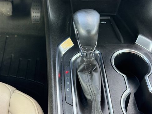 Certified 2023 Chevrolet Traverse LT image 31