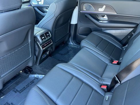 Certified 2026 Mercedes-Benz GLS 450 4MATIC image 21